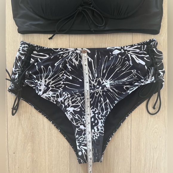 💟 3/$20 High-waisted Bikini - Picture 3 of 4